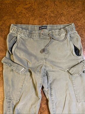 Airwalk Olive Cargo Utility Pants